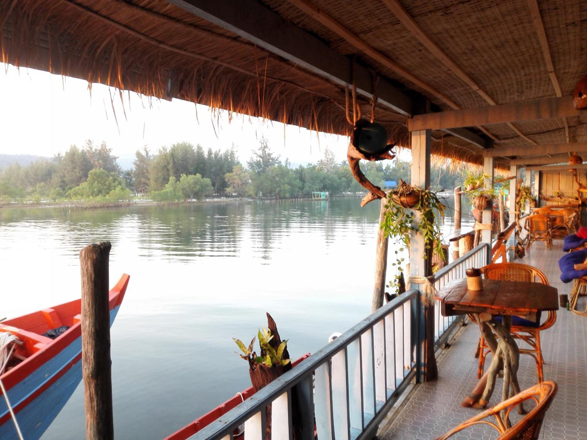 Firefly Guesthouse Prek Svay Village Eksteriør billede