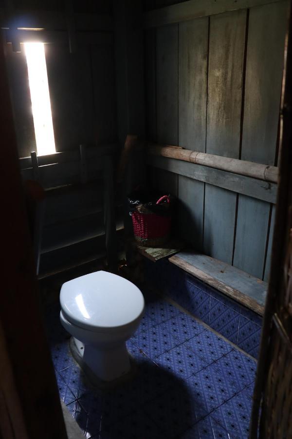 Firefly Guesthouse Prek Svay Village Eksteriør billede